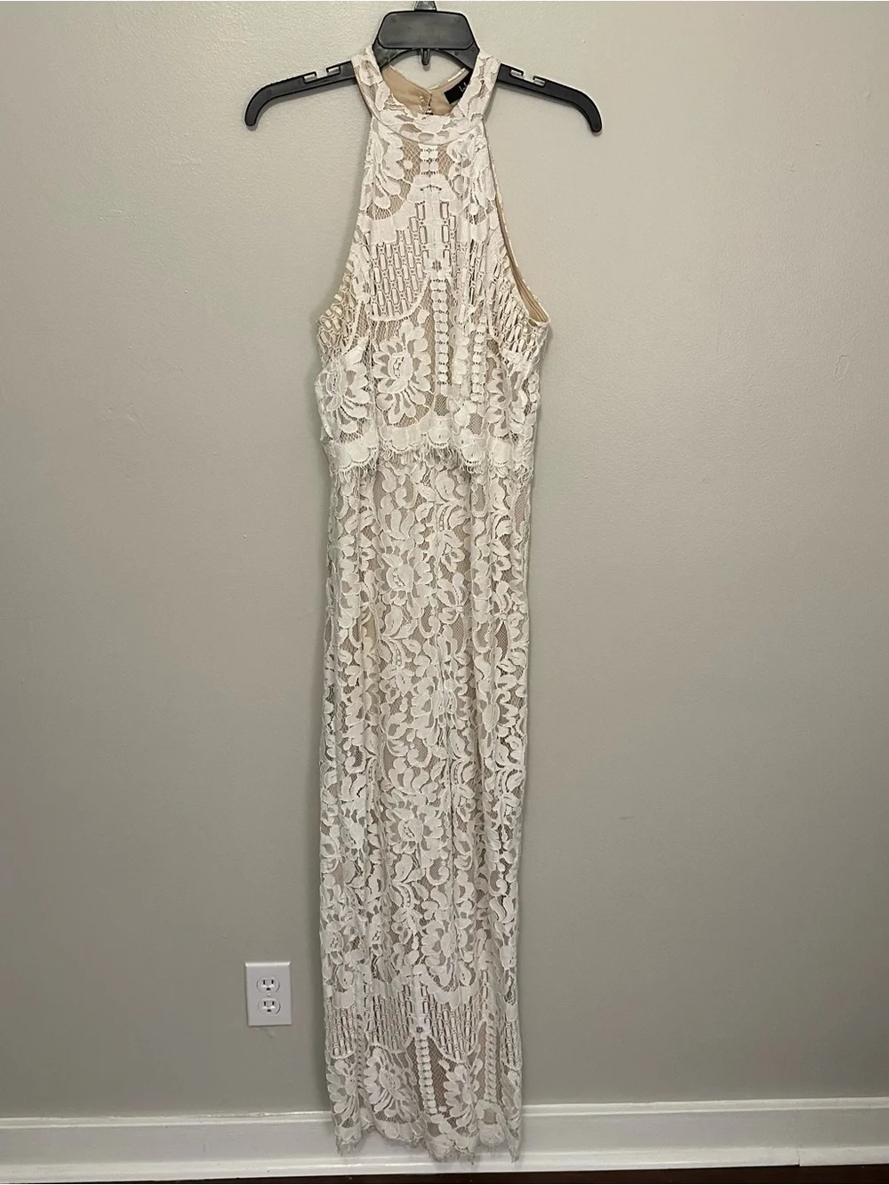 [Lulus] White Lace Halter Jumpsuit Bridal Shower (M) - Picture 4 of 10